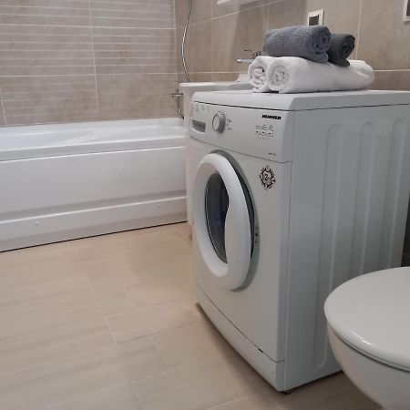 בוקרשט Preciziei 1Br Luxury Apartment With Fast Wifi, Self Check In And Parking מראה חיצוני תמונה