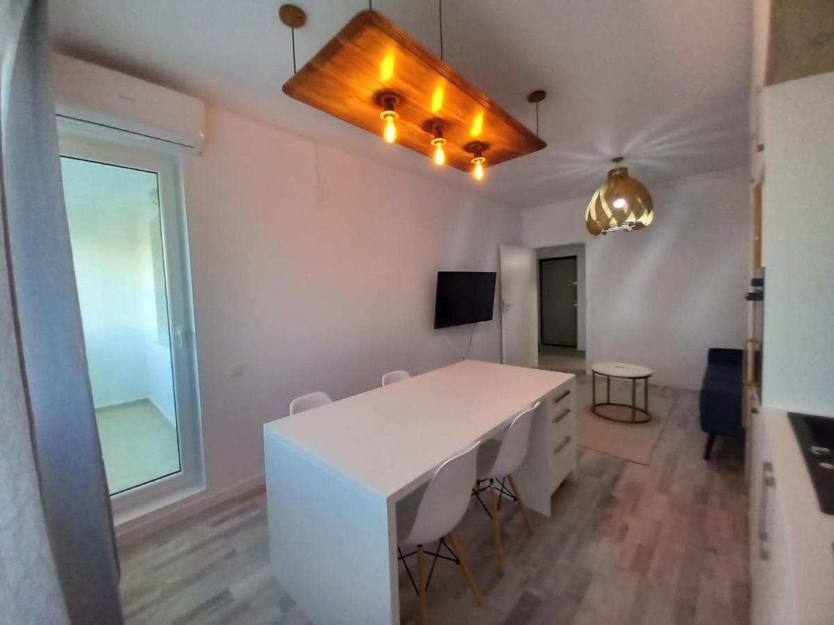 בוקרשט Preciziei 1Br Luxury Apartment With Fast Wifi, Self Check In And Parking מראה חיצוני תמונה